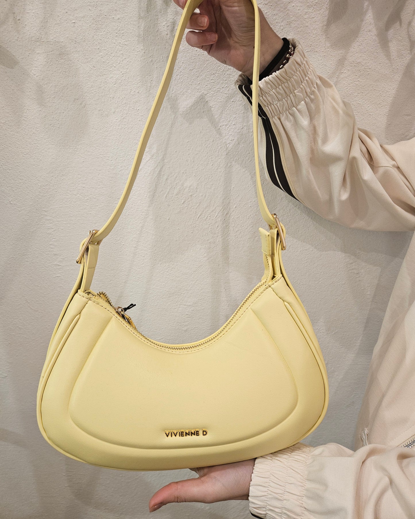 Vivienne D Borsa Sugar