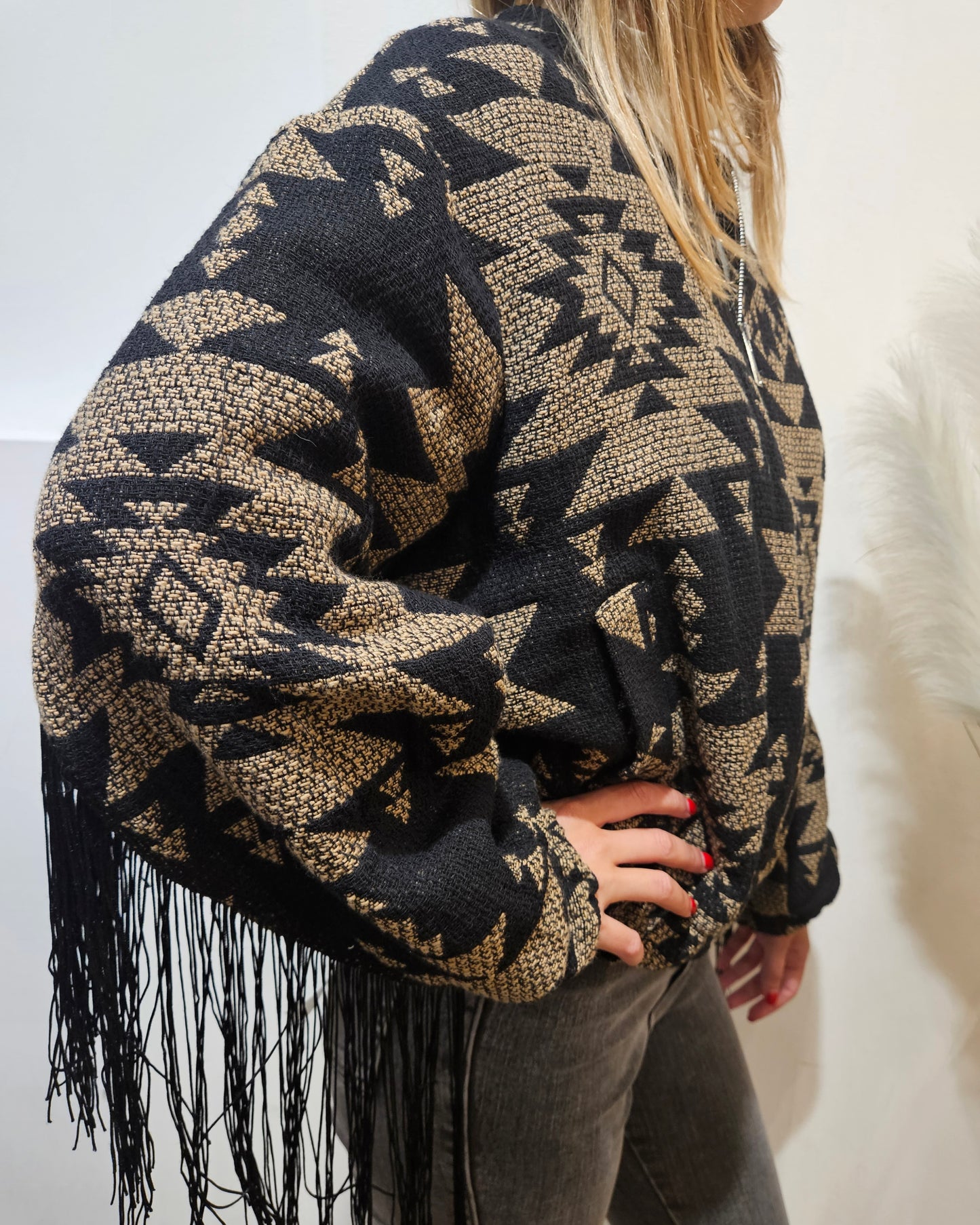Susy Mix Bomber jacquard con frange