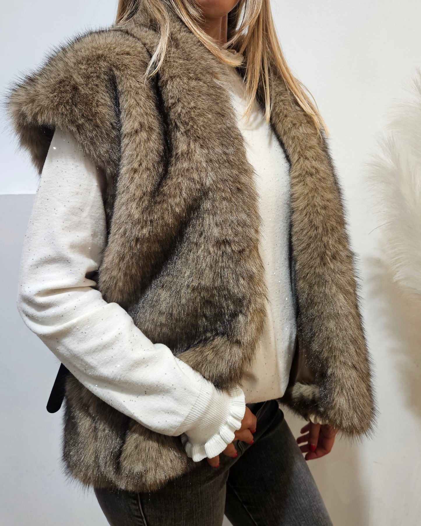 Susy Mix Gilet ecopelliccia cammello
