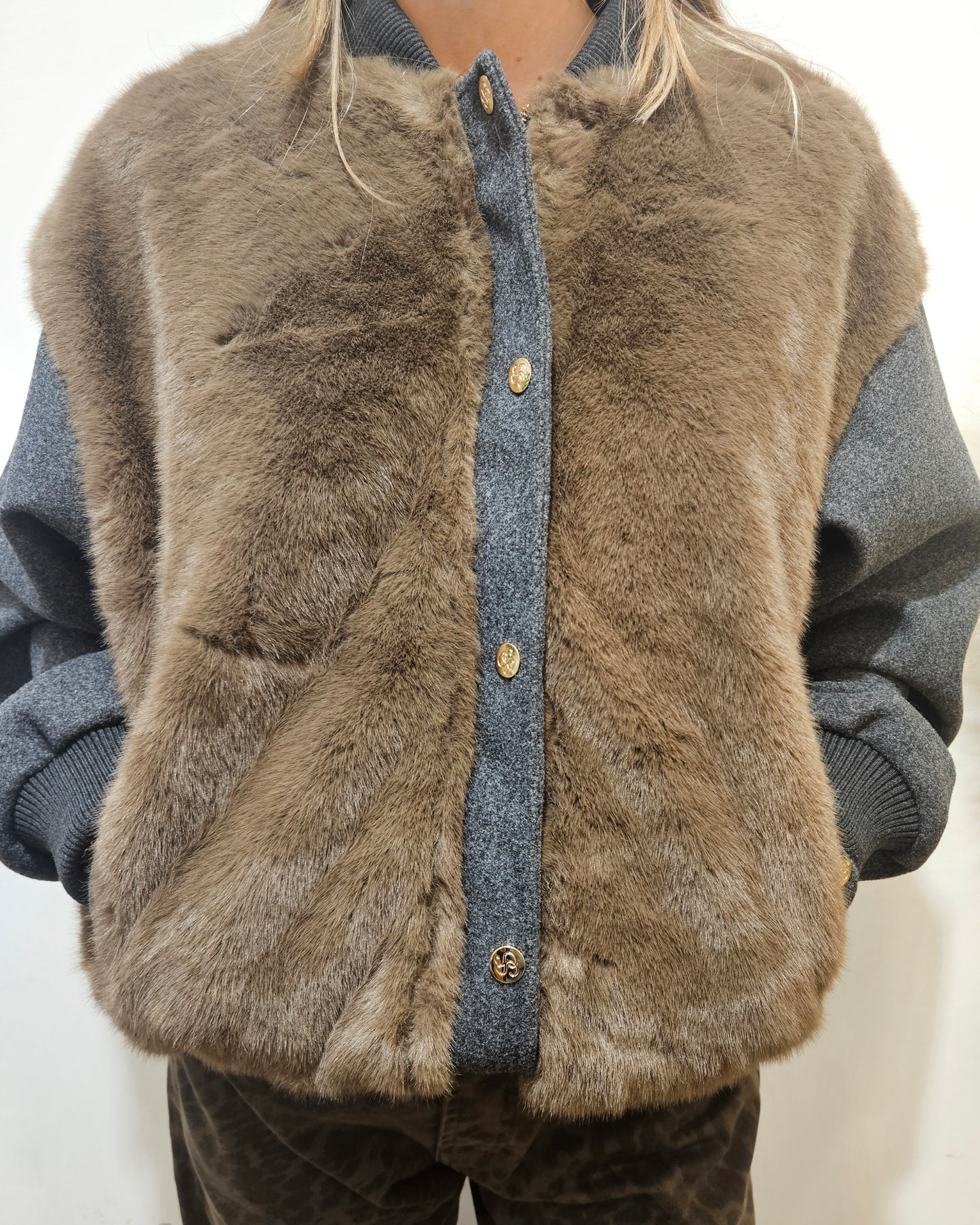 Souvenir Bomber