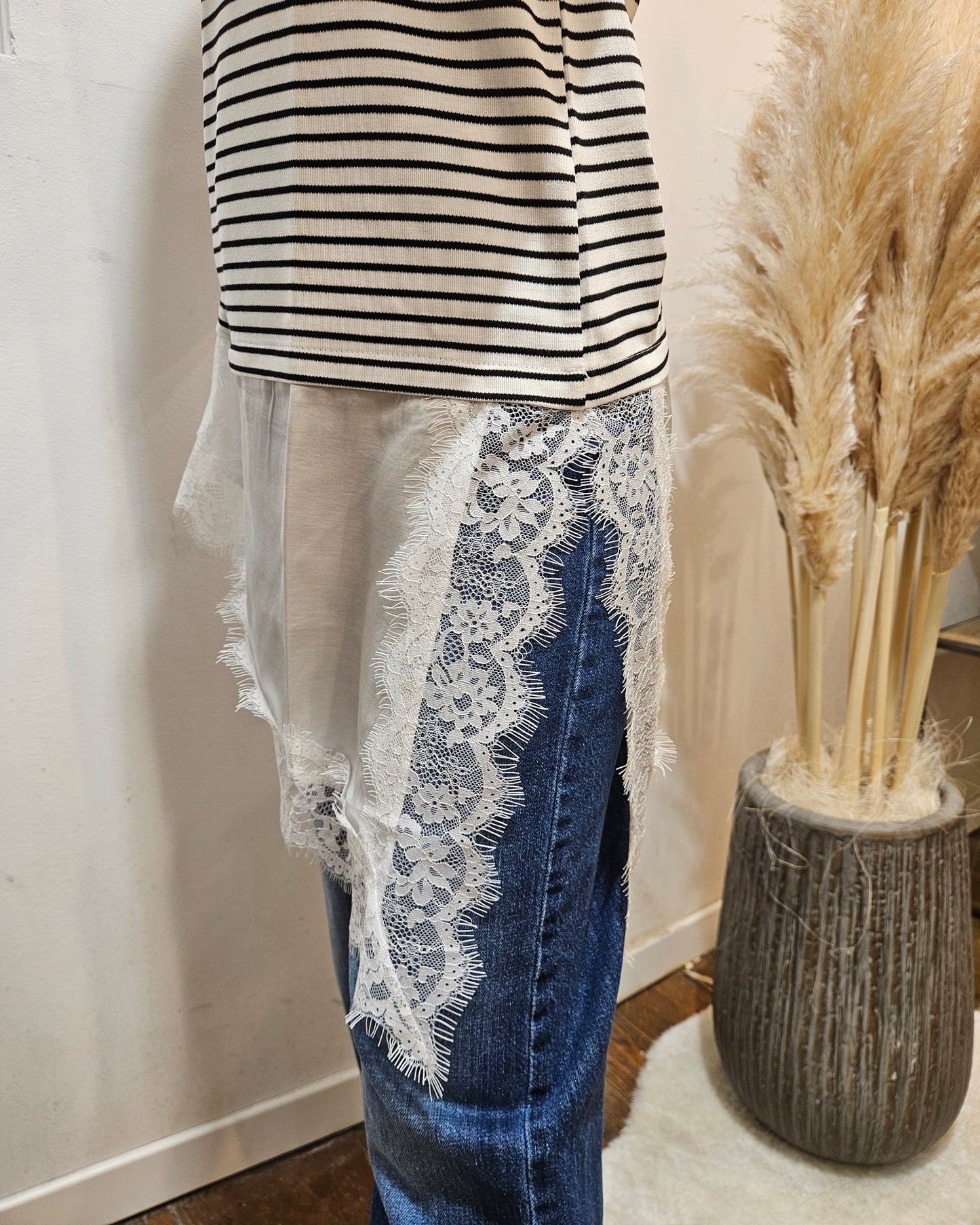 Susy Mix Maglia riga + pizzo