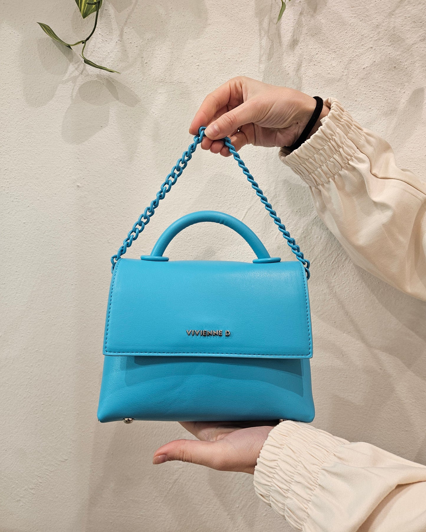 Vivienne D Mini Tiffany