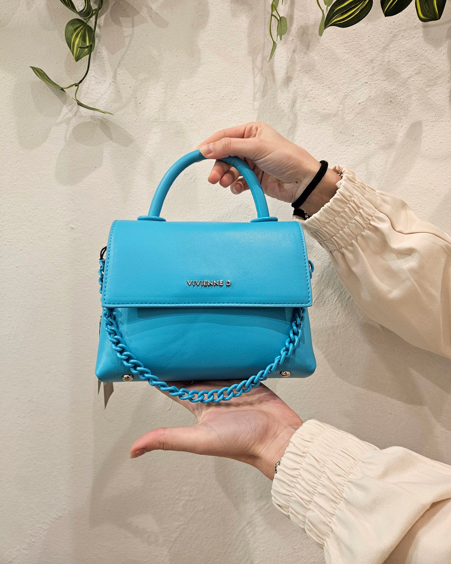 Vivienne D Mini Tiffany