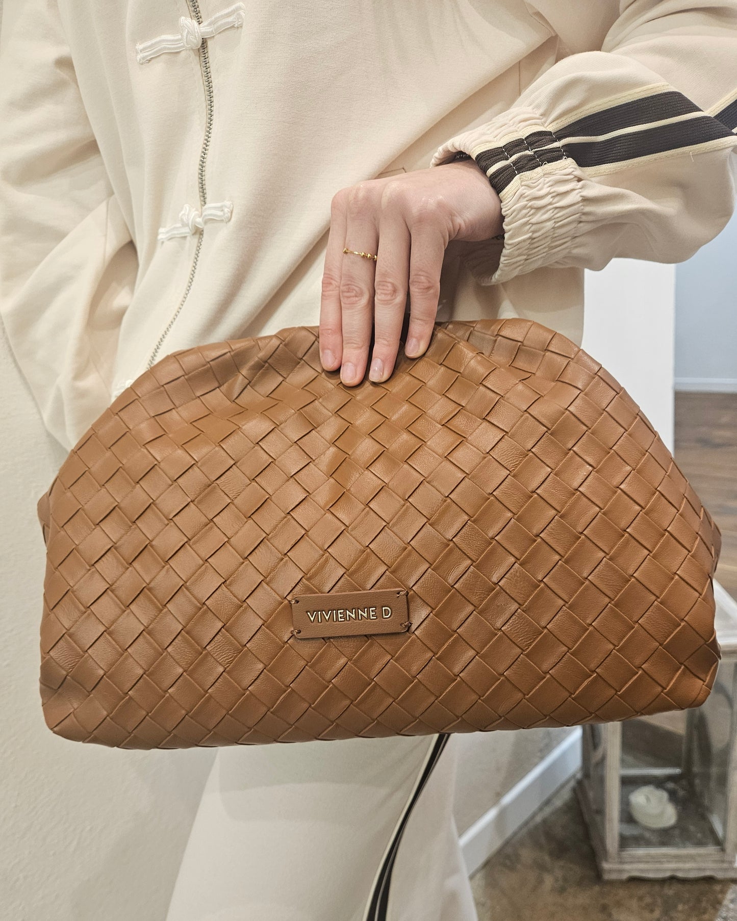 Vivienne D Maxi Pochette