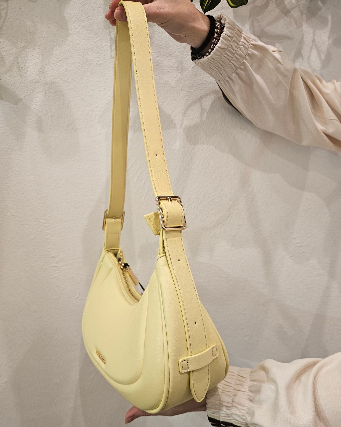 Vivienne D Borsa Sugar