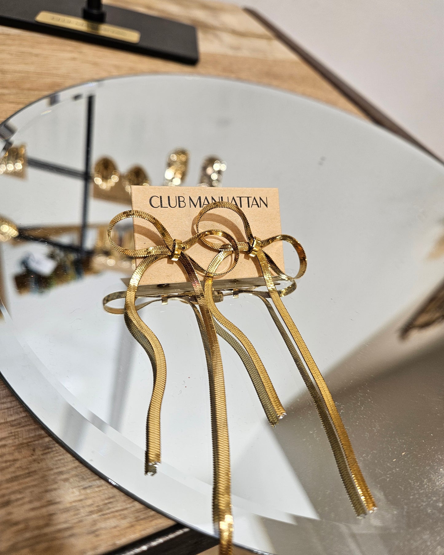 Club Manhattan Orecchini Golden Bow Tie