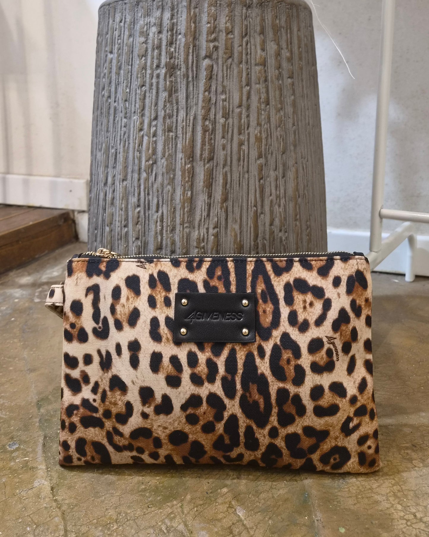 4Giveness Pochette Capri Leo
