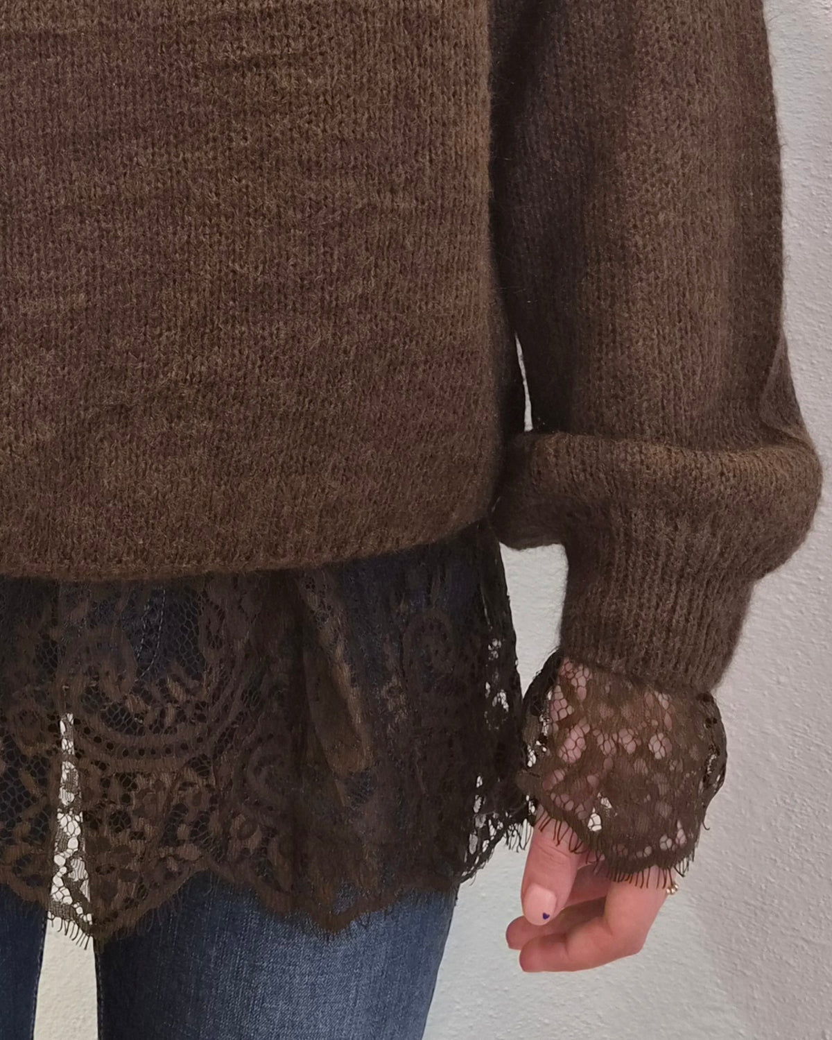 Susy Mix Maglia V + Pizzo Moro