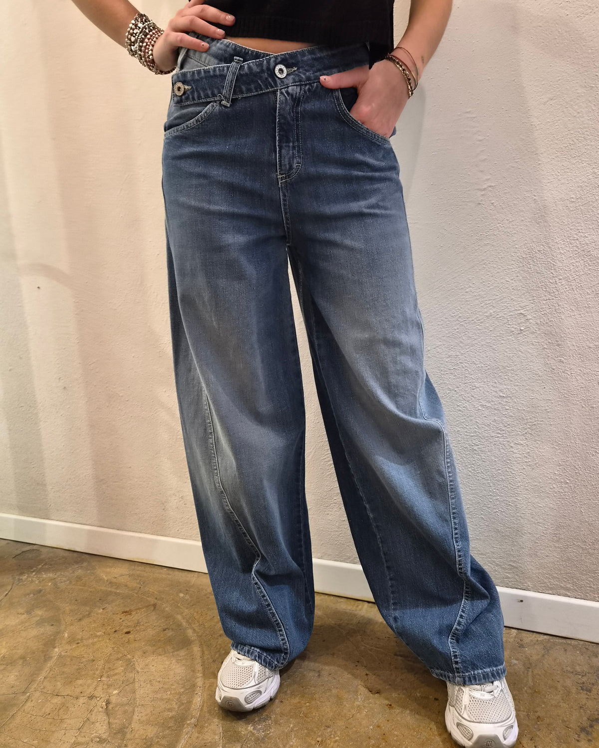 Please Jeans