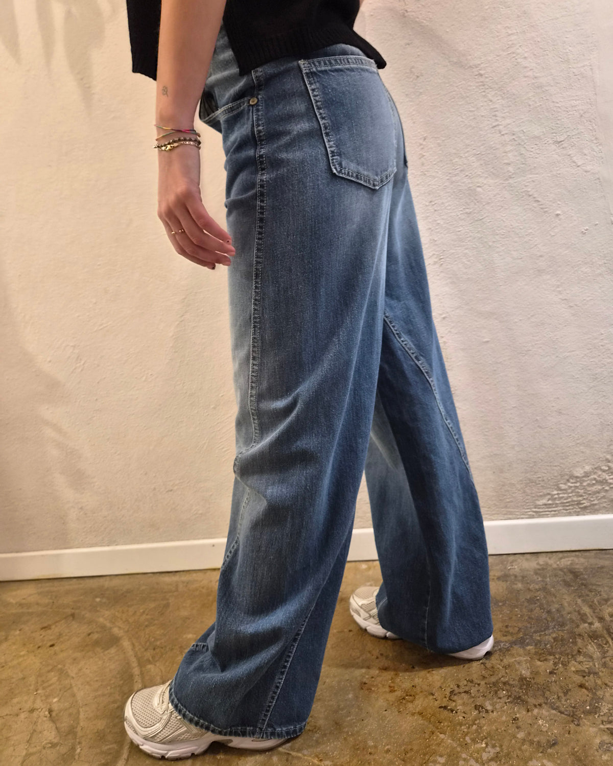 Please Jeans