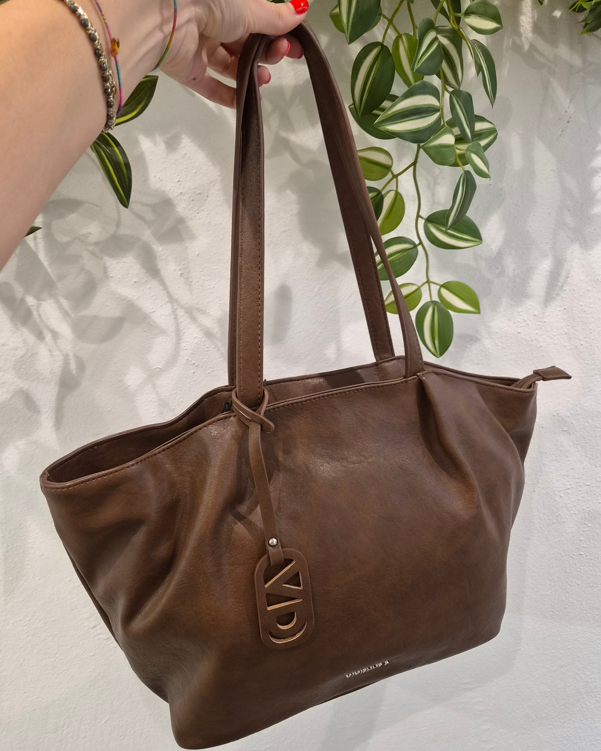 VivienneD Shopper Cynthia
