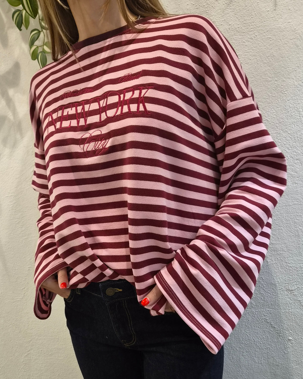 Vynea T-Shirt