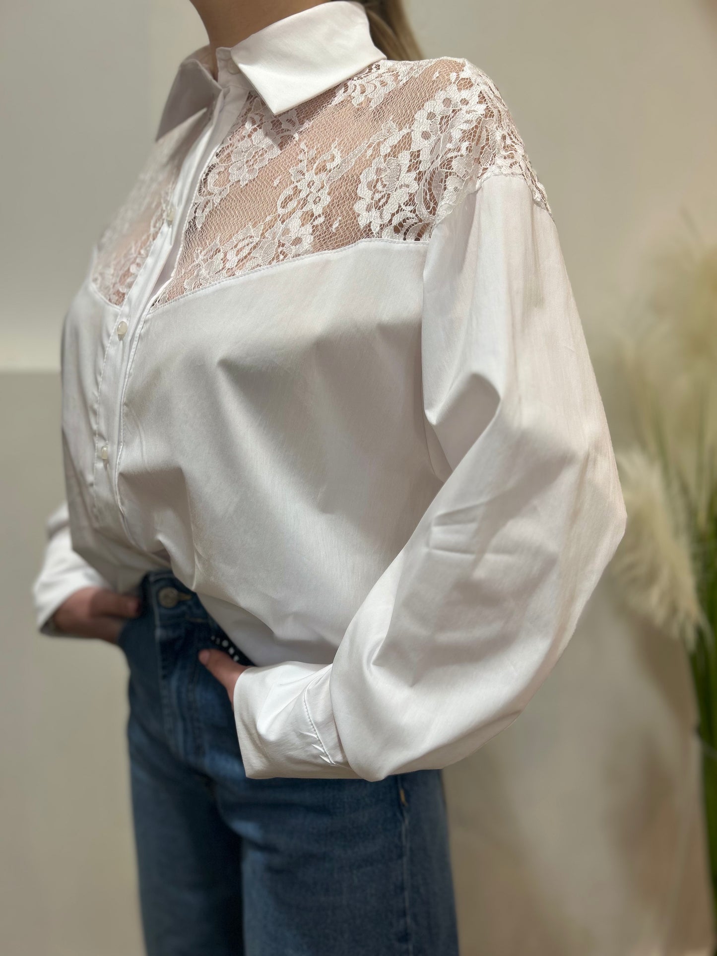 Have one Camicia Bianca